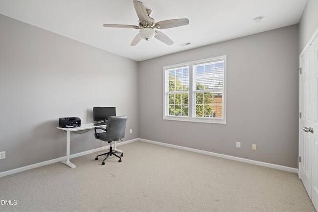 Building Photo - 3646 Olympia Dr