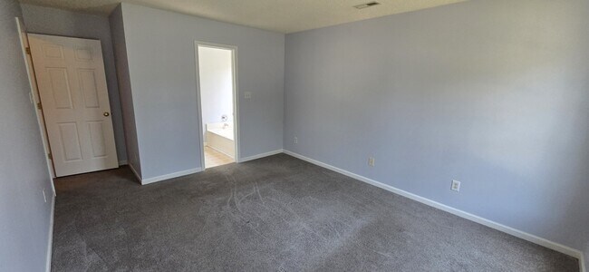 Building Photo - 3508 Selway Dr