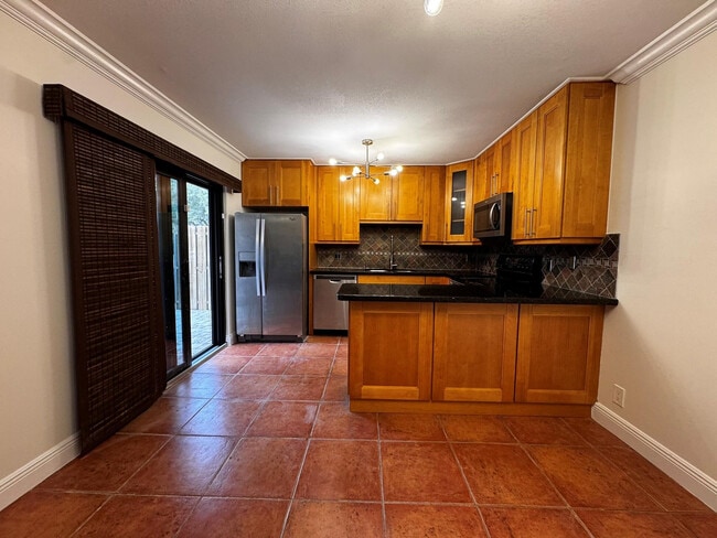 Building Photo - 3205 Spanish Wells Dr