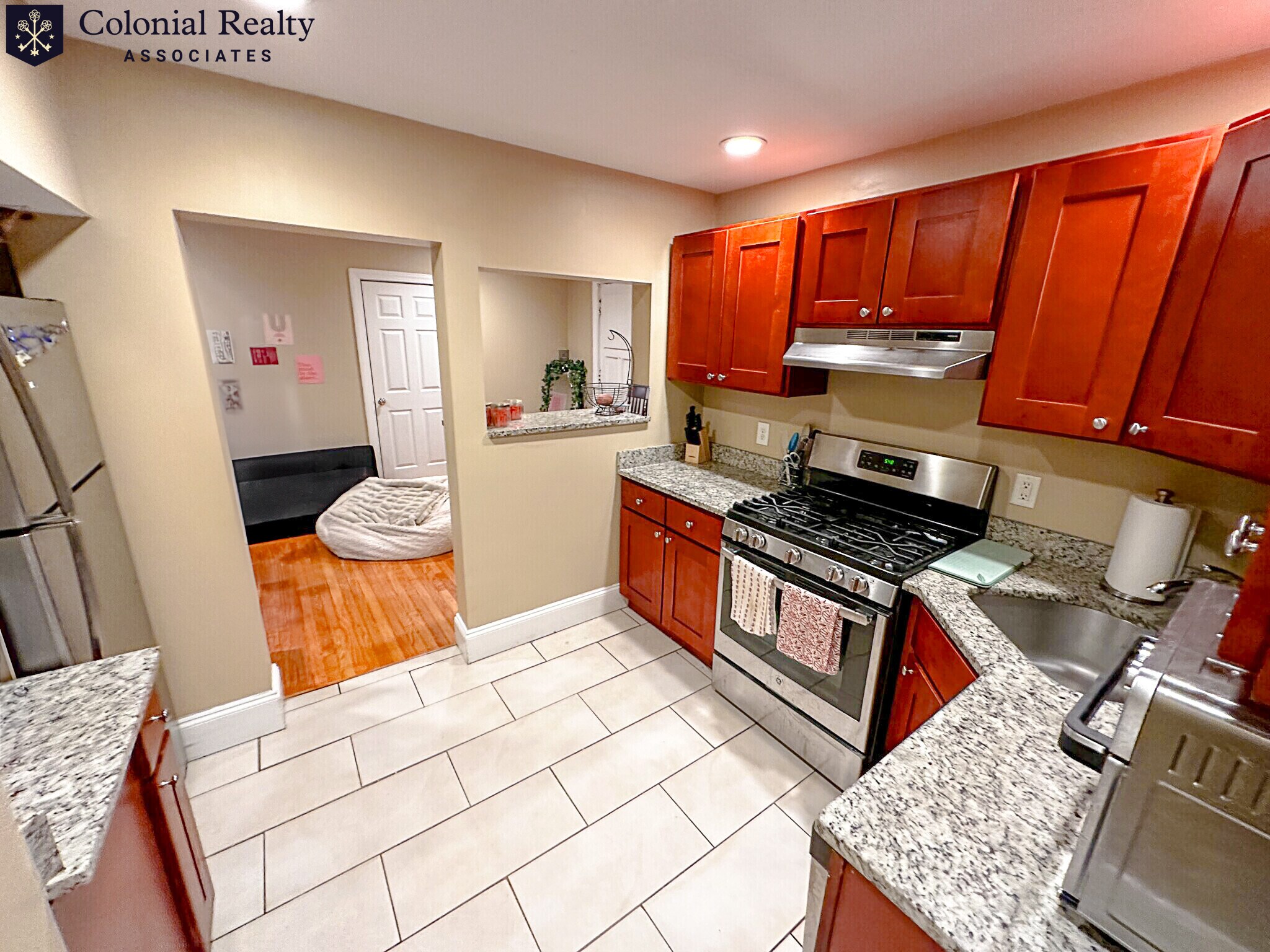 Building Photo - 72 Egmont St