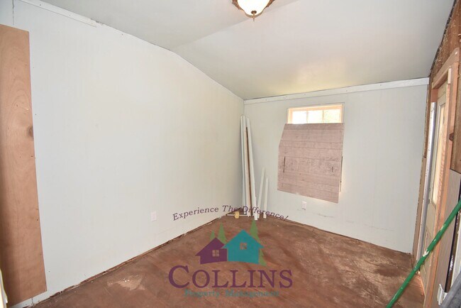 Building Photo - 422 Dalton St