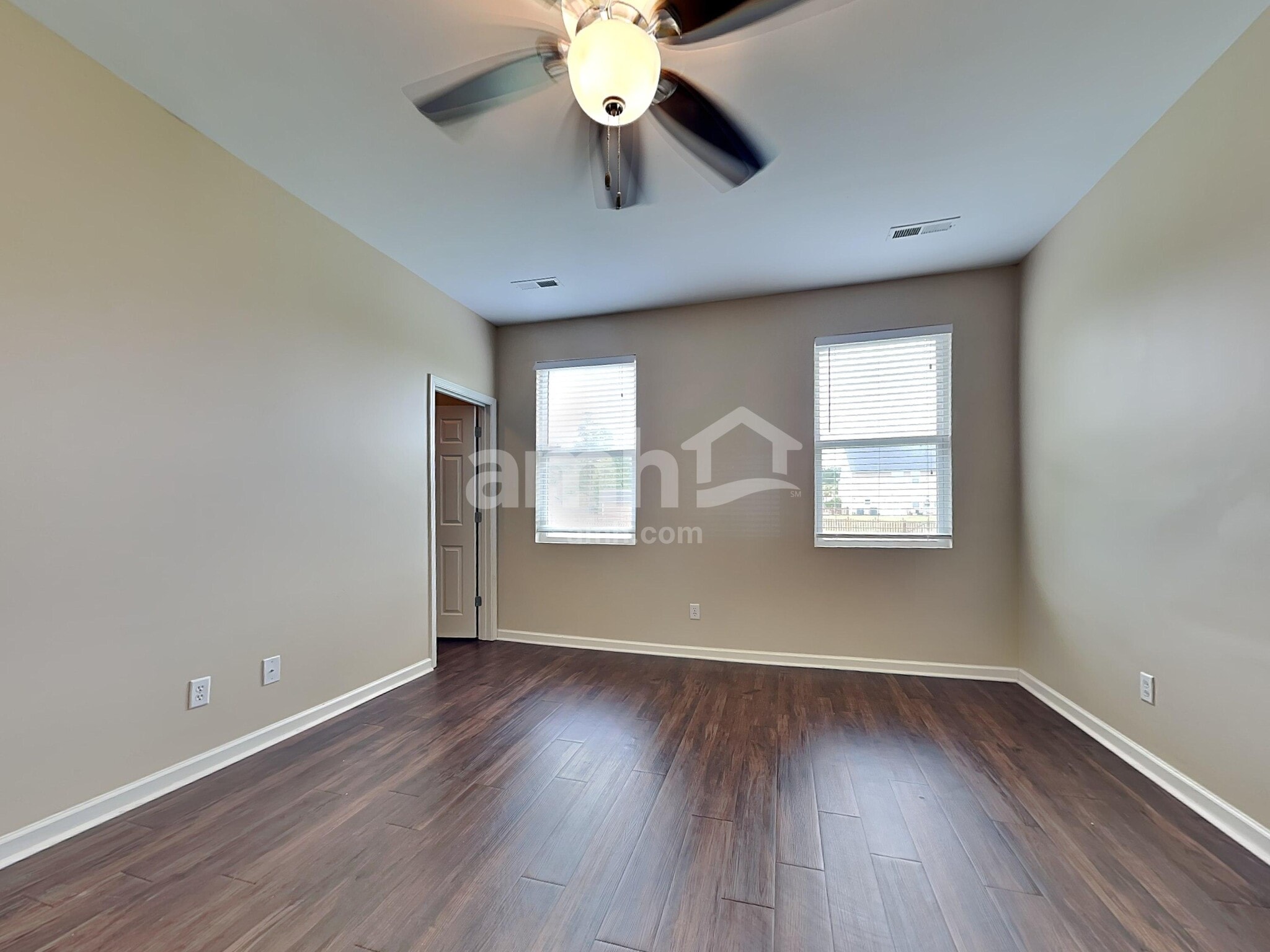 Building Photo - 504 Greywood Ln