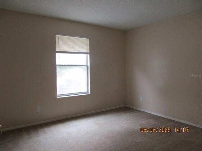 Building Photo - 14402 Huntingfield Dr