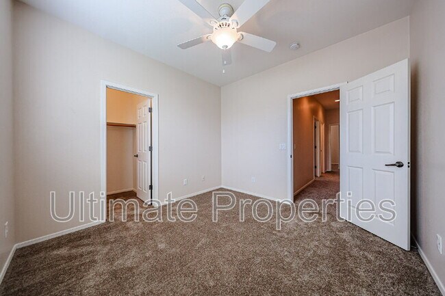 Building Photo - 14443 W Hearn Rd