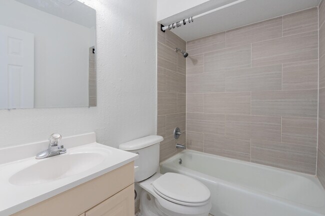 Building Photo - 9459 SW 76th St