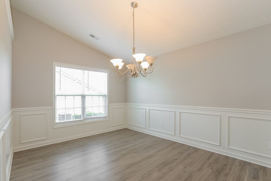 Building Photo - 1007 Harbor View Ln