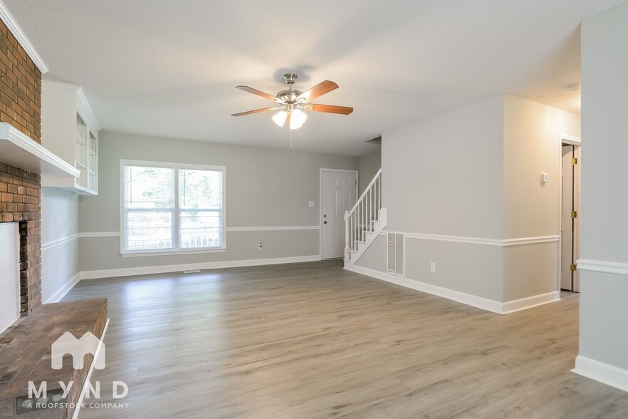 Building Photo - 712 Lampwick Ct