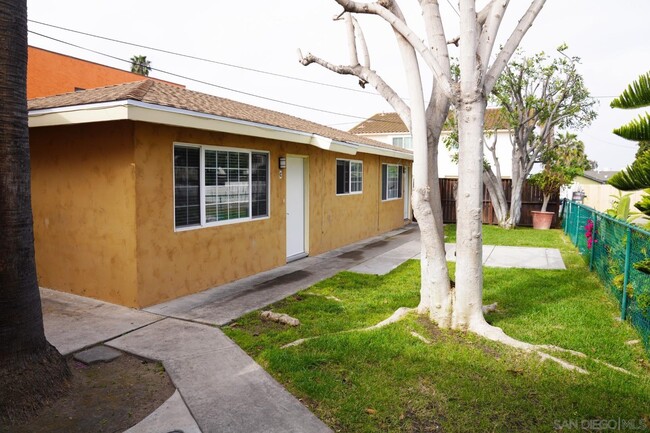 Primary Photo - 520 Glover Ave