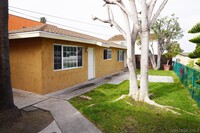 Building Photo - 520 Glover Ave