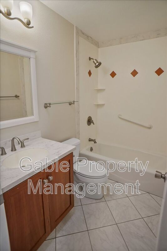 Building Photo - 27553 Saffron Ln