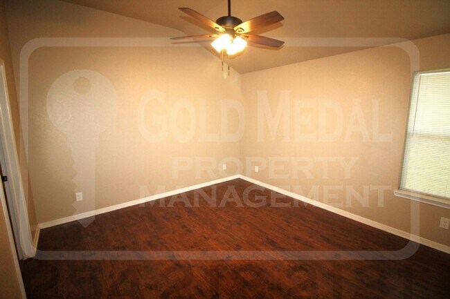 Building Photo - 1108 Grace Point Dr