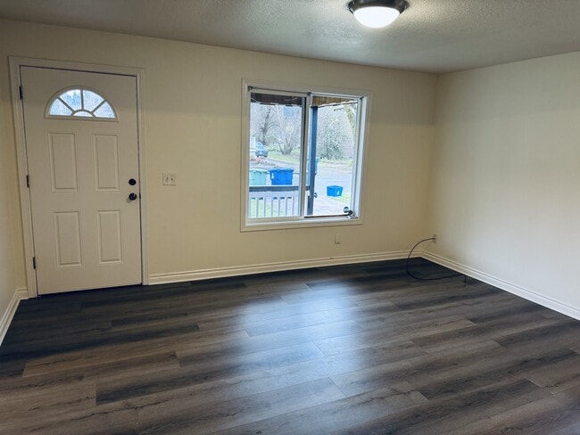 Building Photo - 407 Jersey St