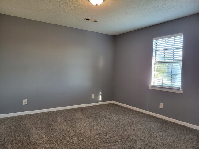 Building Photo - Coming soon!!!  "Charming 2-Bedroom Haven ...