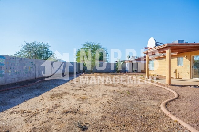 Building Photo - Freshly Updated Home in Arizona City