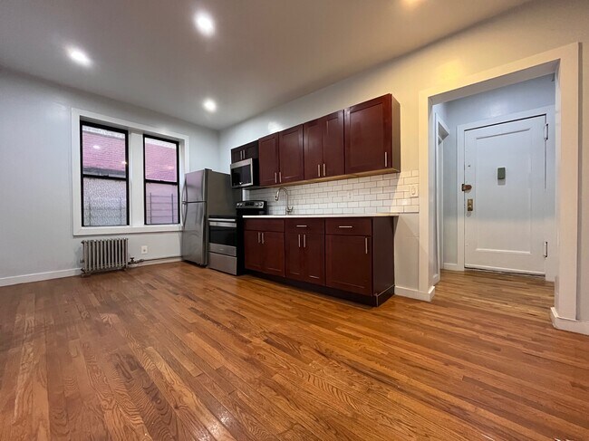 Floorplan - 24 Thayer Street