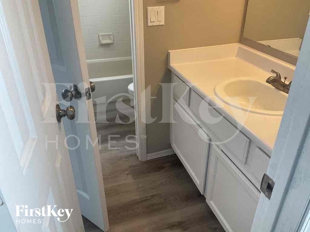 Building Photo - 6243 Xavier St