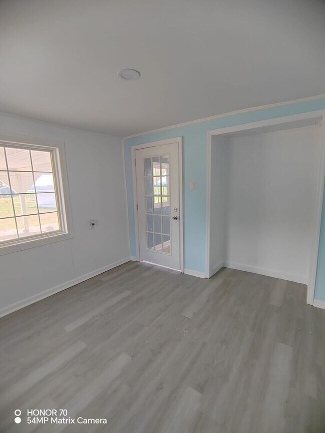 Building Photo - Charming 4-Bedroom Home for Rent – Peaceful & Nature-Filled Setting