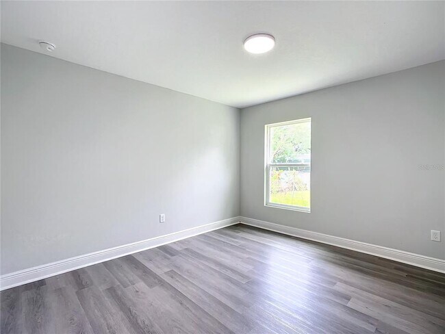 Building Photo - 13609 Markhan St