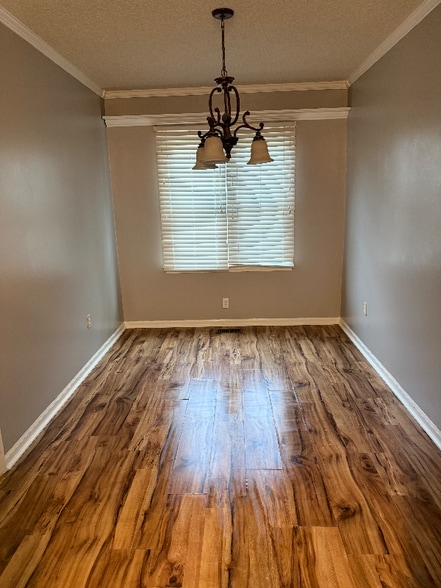 Building Photo - 4513 Park Knoll Ln