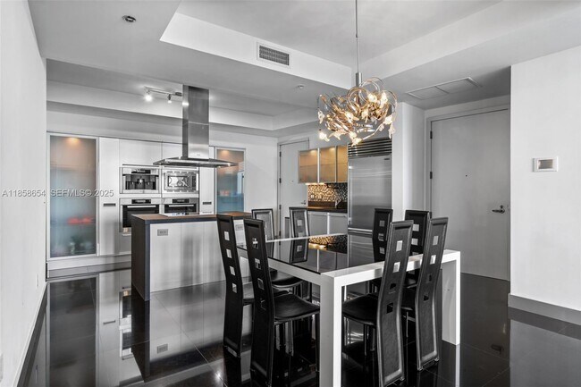 Building Photo - 18201 Collins Ave