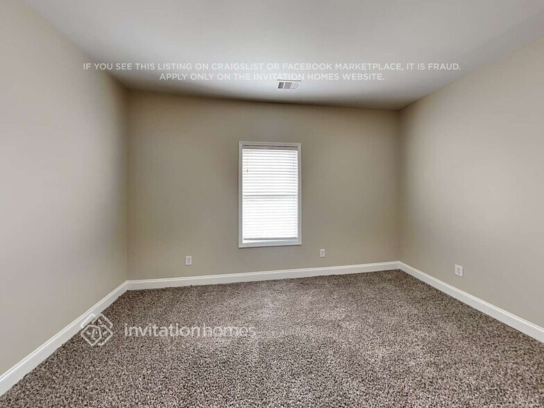 Building Photo - 104 Pristine Dr