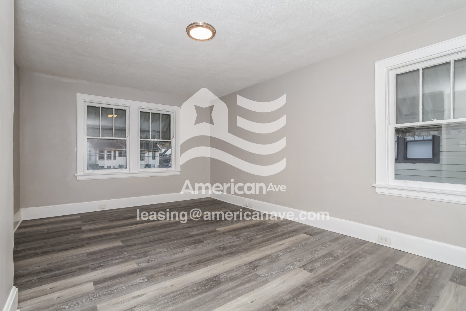 Building Photo - 3619 Norwich Ave