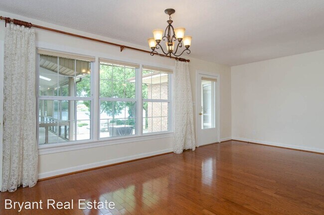 Building Photo - 3 br, 3 bath House - 1665 Canady Road