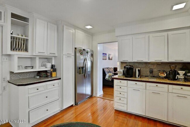 Building Photo - 1315 Kimwood Dr