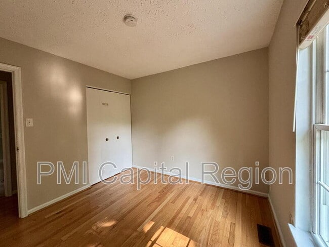 Building Photo - 7741 Patuxent Oak Ct