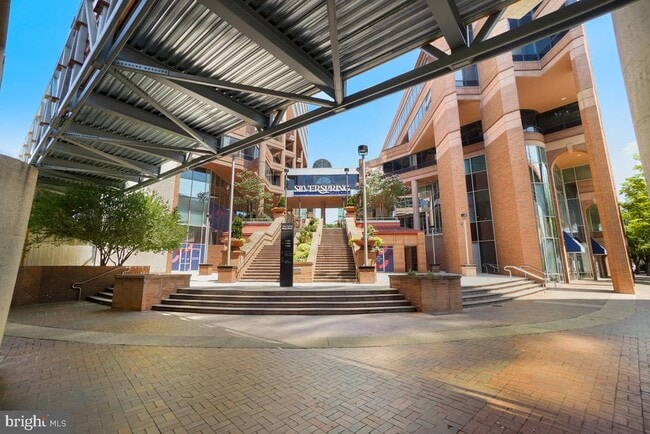 Building Photo - 7607 Eastern Ave NW