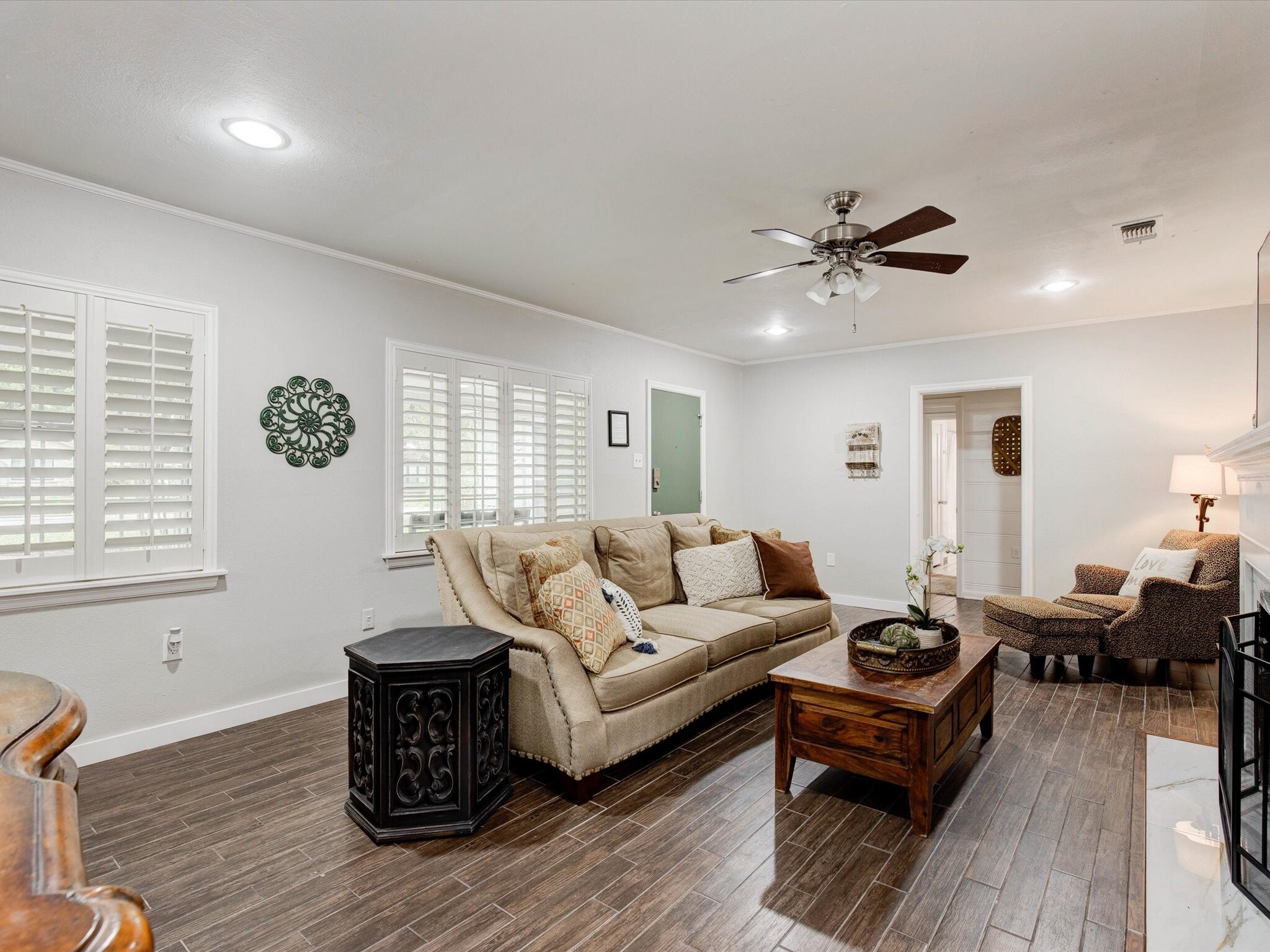 Building Photo - 3727 W Biddison St