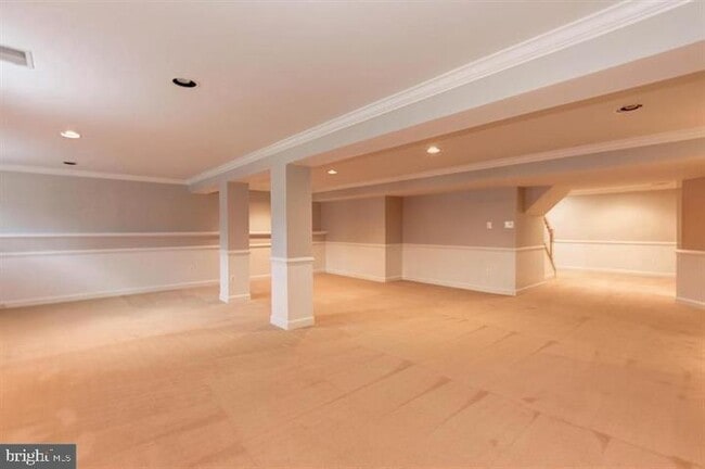 Building Photo - 14213 Floral Park Dr