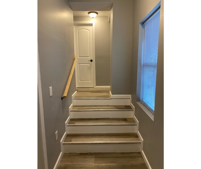 Building Photo - 6 S Franklintown Rd