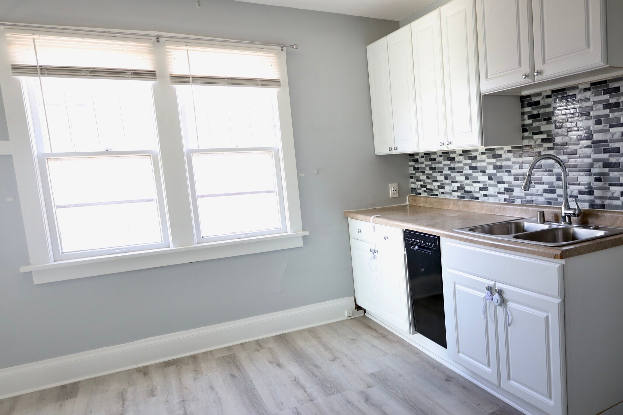 Kitchen - 1706 33rd St