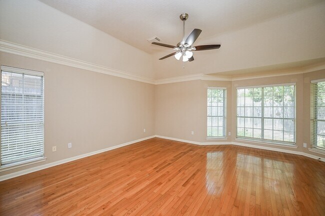 Building Photo - 1335 Remington Crest Dr