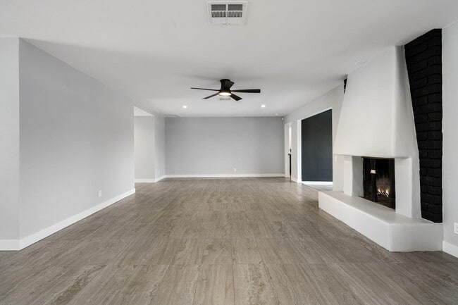 Building Photo - 79869 Hummingbird Ln