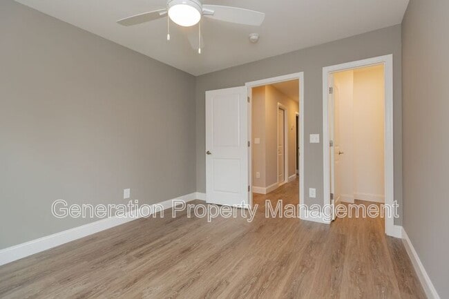 Building Photo - 590 Strong Ave