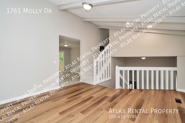 Building Photo - 1761 Molly Dr