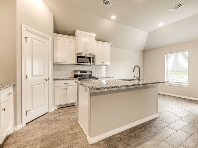 Building Photo - Newer Home + Deer Creek Schools + Storm Shelter