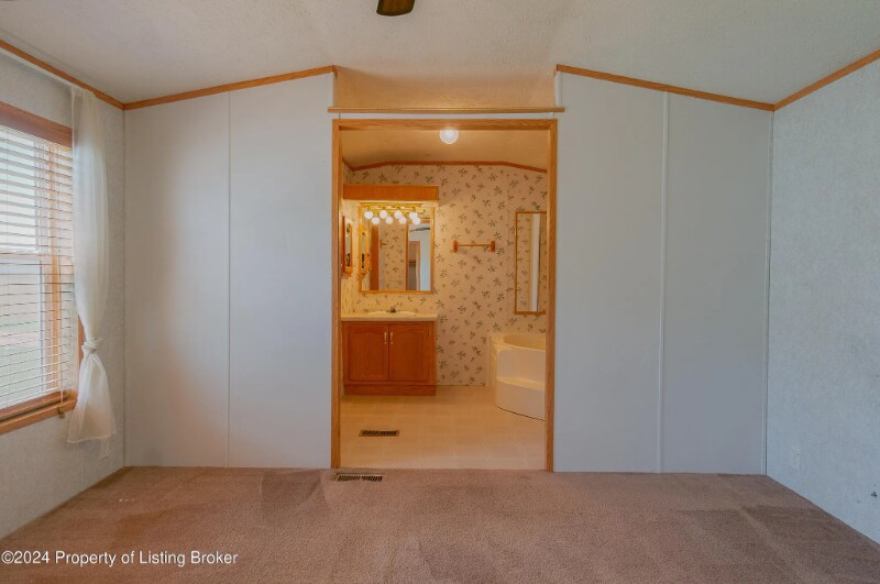 Building Photo - 209 2nd St SW