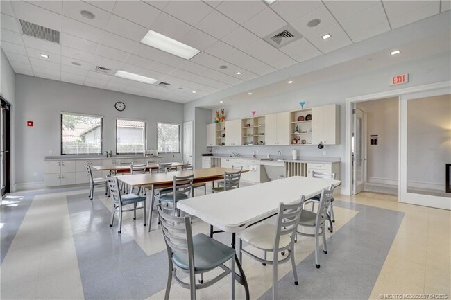 Building Photo - 9446 SW Pepoli Way