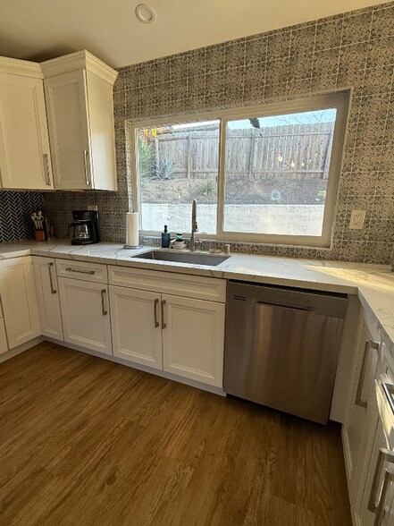 Building Photo - 1218 Gatling Ct