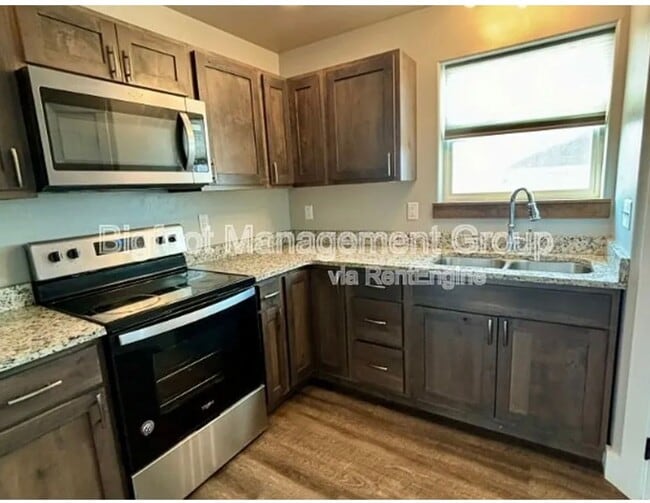 Building Photo - 7995 Avocet Dr