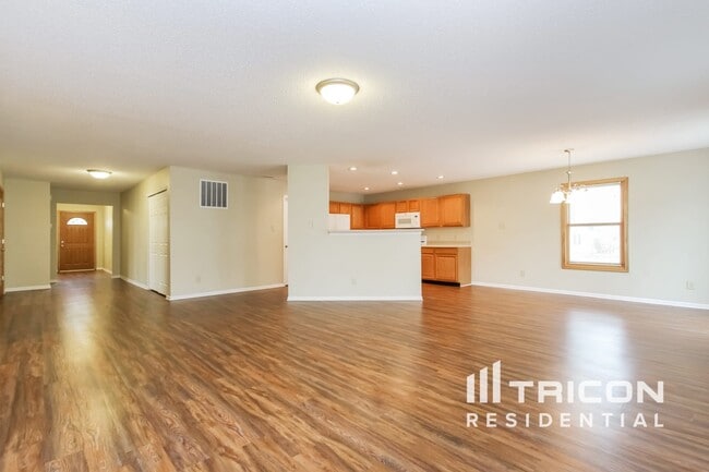 Building Photo - 8243 Firefly Way