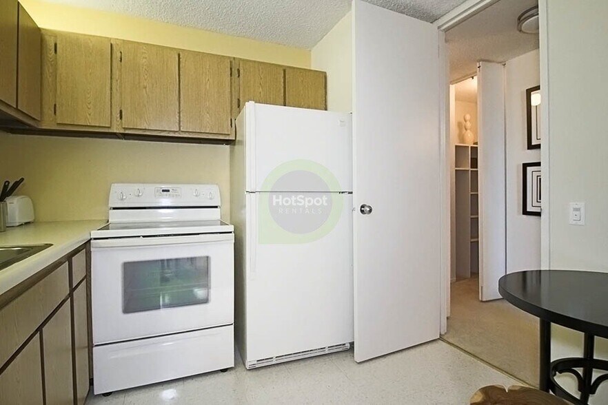 Building Photo - 263 E Wacker Dr