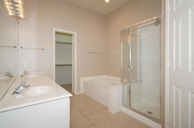 Building Photo - 8809 Somerville Way