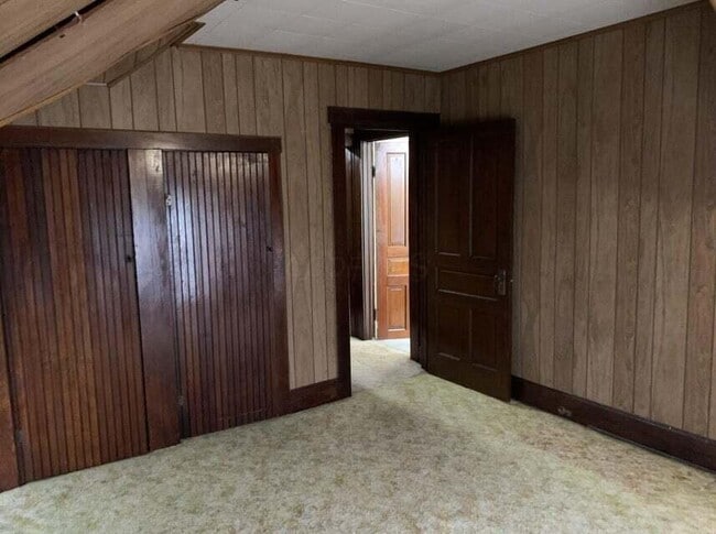 Building Photo - 4790 Lancaster Thornville Rd NE