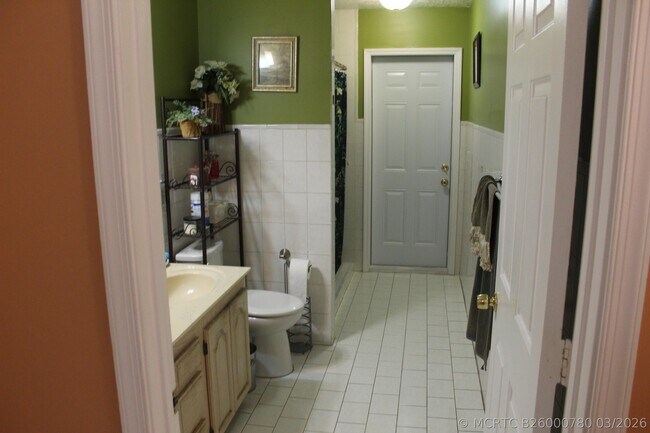 Building Photo - 13847 Geranium Pl