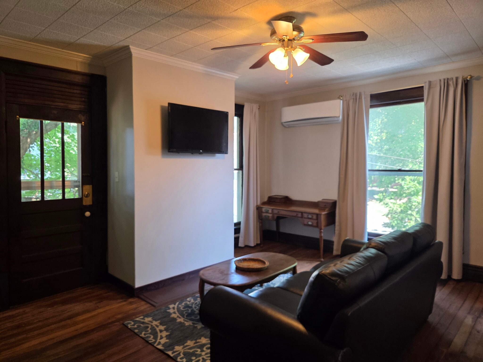 Street view from upstairs. Refinished hardwood floors throughout. - 403 W Flower St