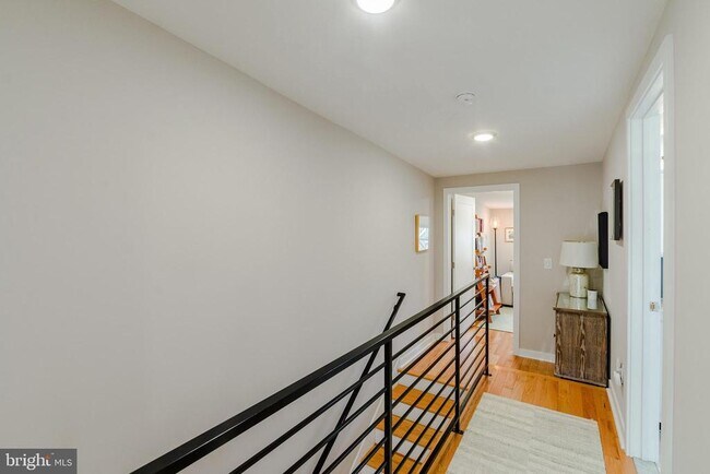 Building Photo - 811 N Bucknell St